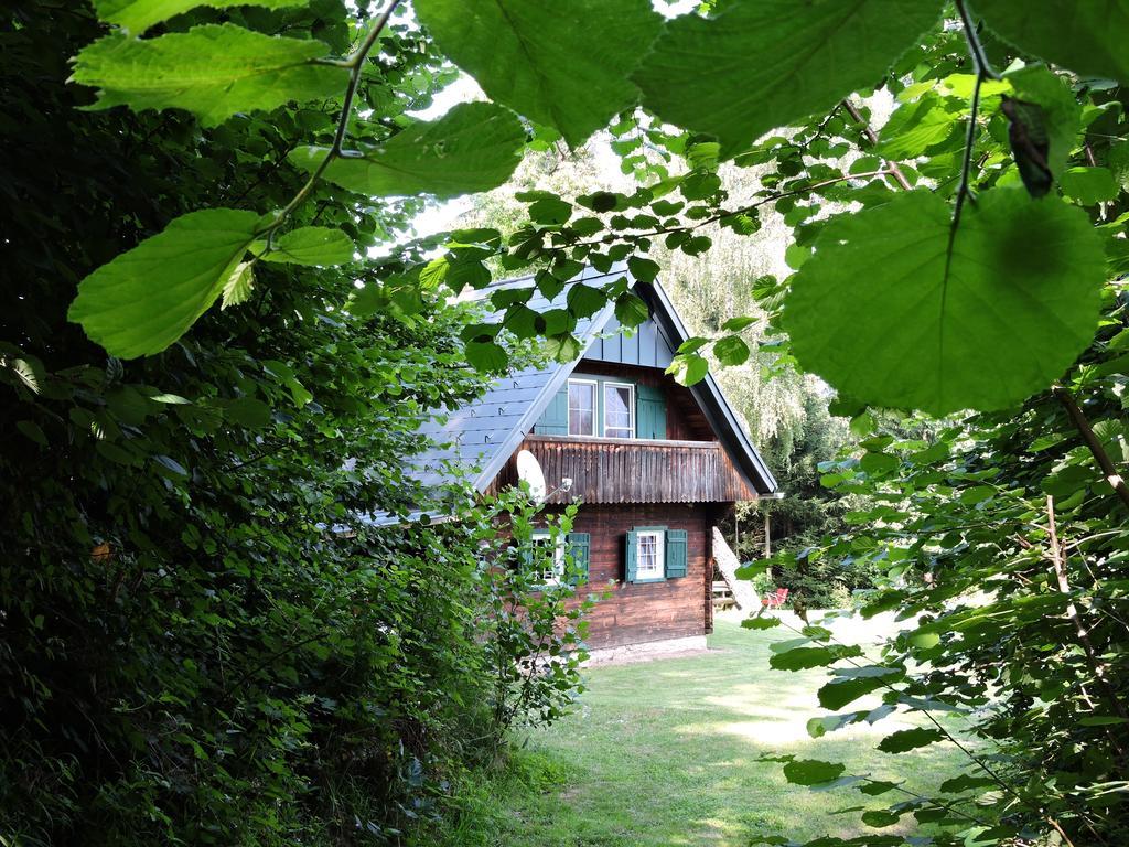 Gregor'S Ferienhaus Im Wald Edelschrott Exterior foto